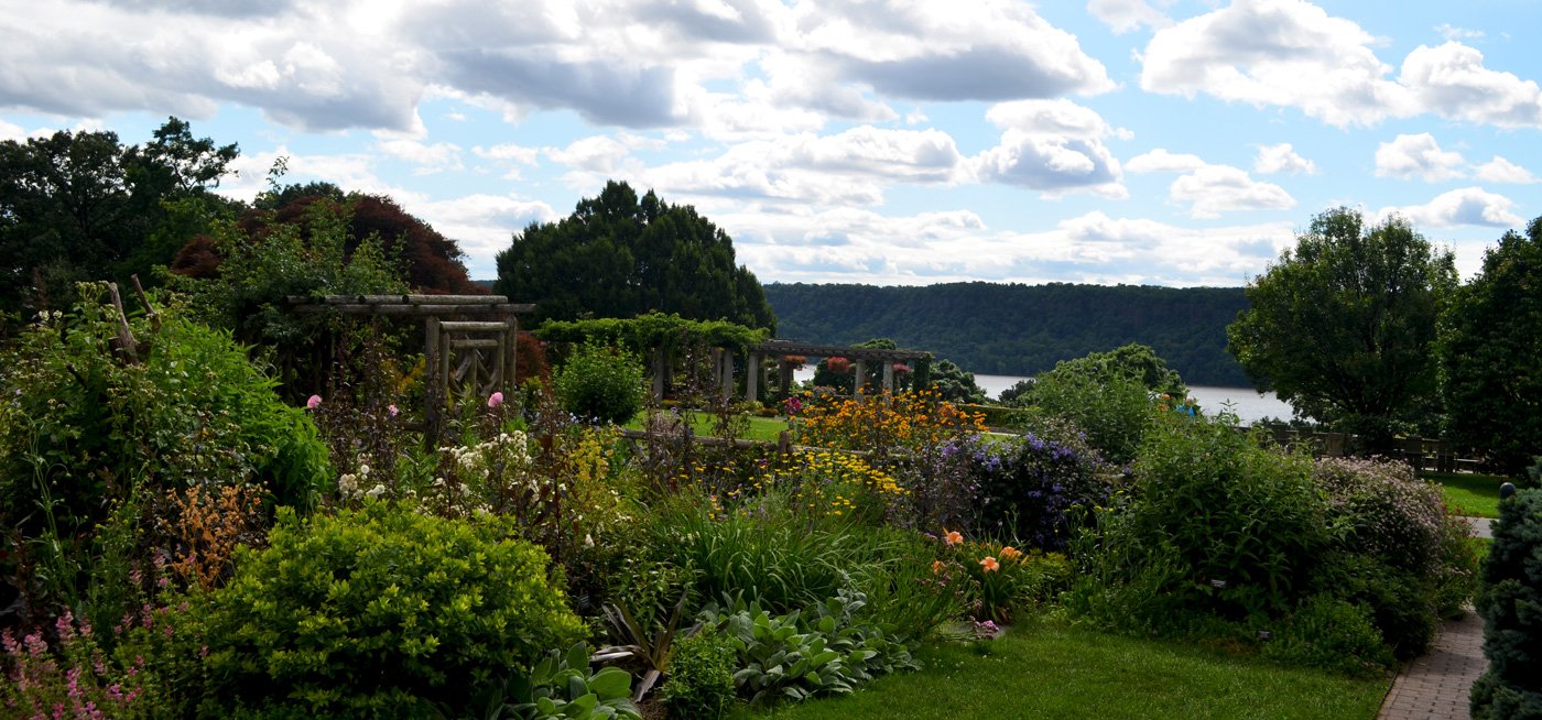 vista-june-2012.jpg__1400x654_q85_crop_upscale