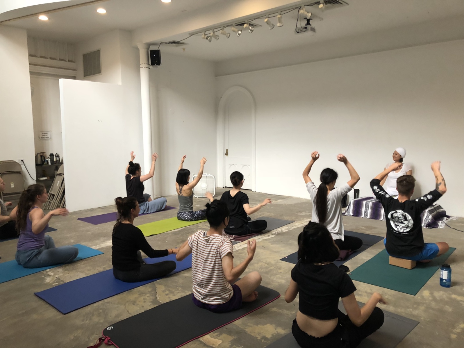 Residency Unlimited Kundalini Yoga Class Expand Your Creativity